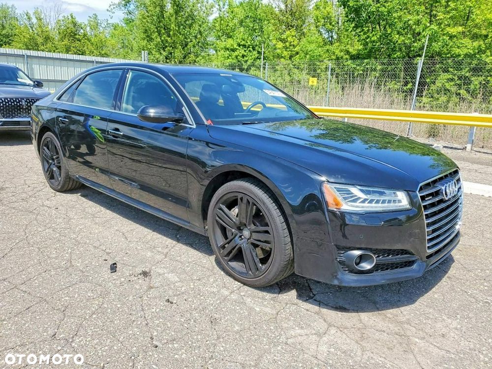 Audi A8 4.0 TFSI L Quattro - 1