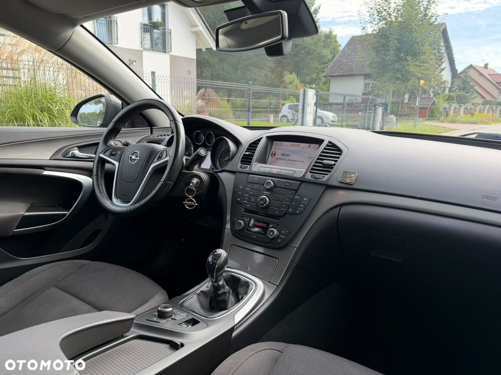 Opel Insignia - 12