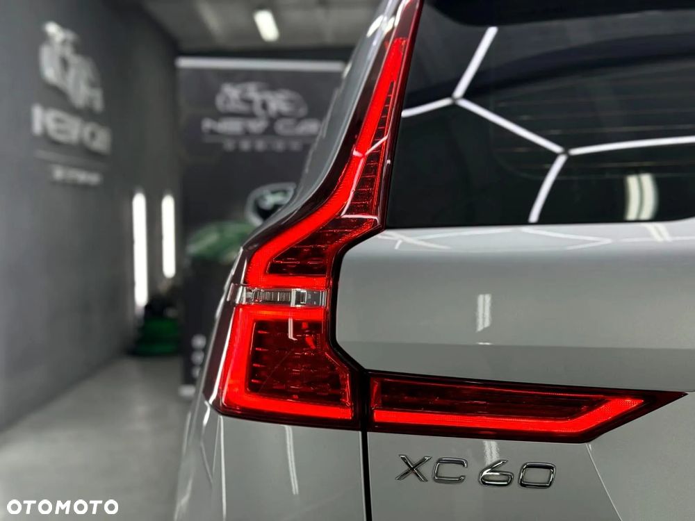 Volvo XC 60 D4 Momentum - 9