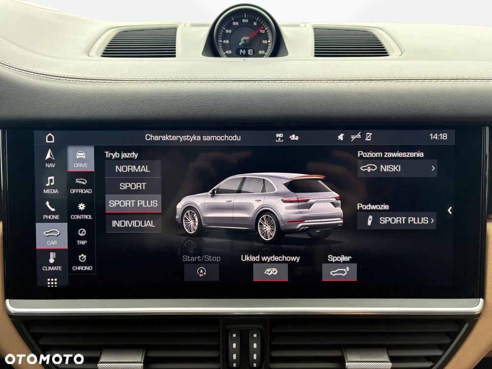 Porsche Cayenne - 21