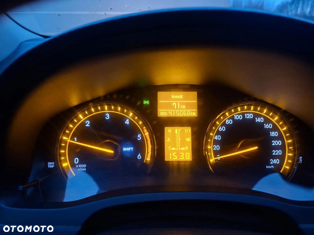 Toyota Avensis 2.0 D-4D Sol - 7