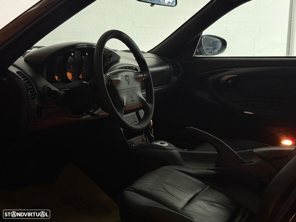 Porsche 911 (996) - 36