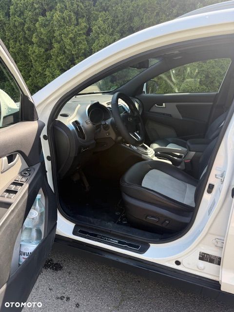 Kia Sportage 2.0 CRDI XL AWD - 8