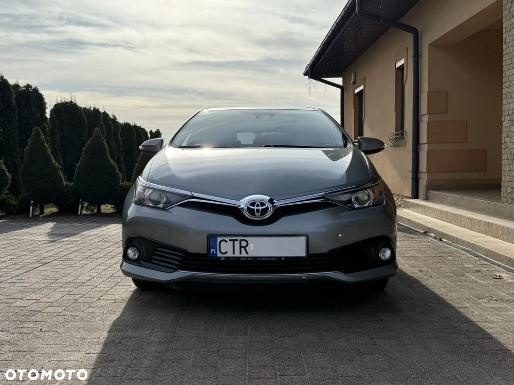 Toyota Auris 1.6 Valvematic Multidrive S Executive - 9