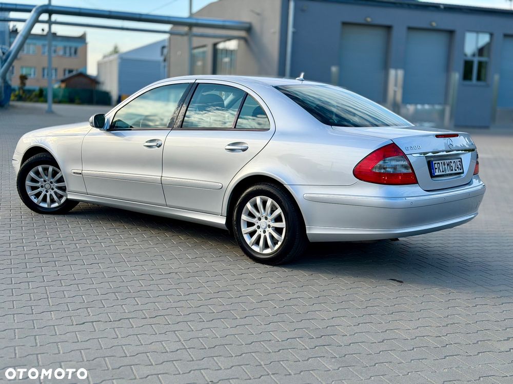Mercedes-Benz Klasa E 200 Kompressor Automatik Elegance - 14
