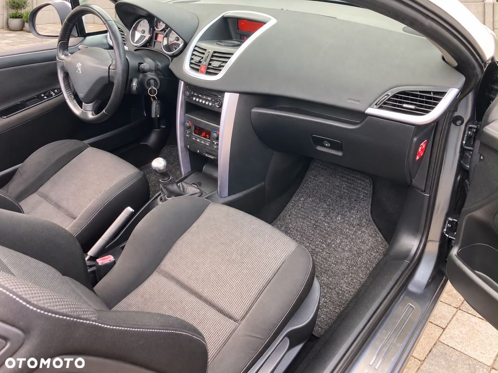 Peugeot 207 CC - 7