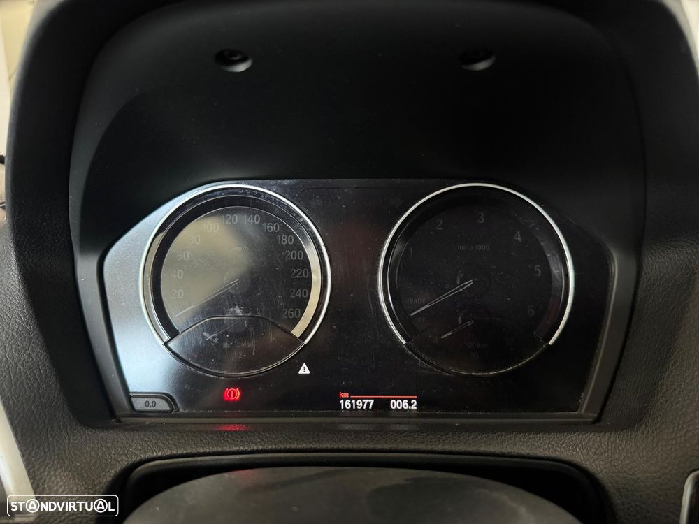 BMW 116 d Pack M - 14