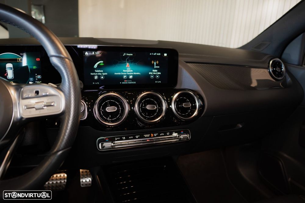 Mercedes-Benz GLA 250 e AMG Line - 28