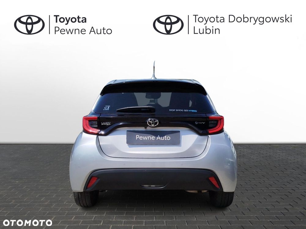 Toyota Yaris - 4