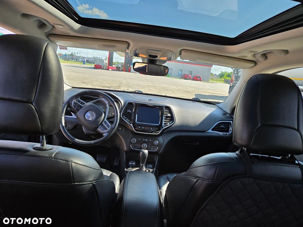 Jeep Cherokee 2.0 GME Active Drive I Limited - 17