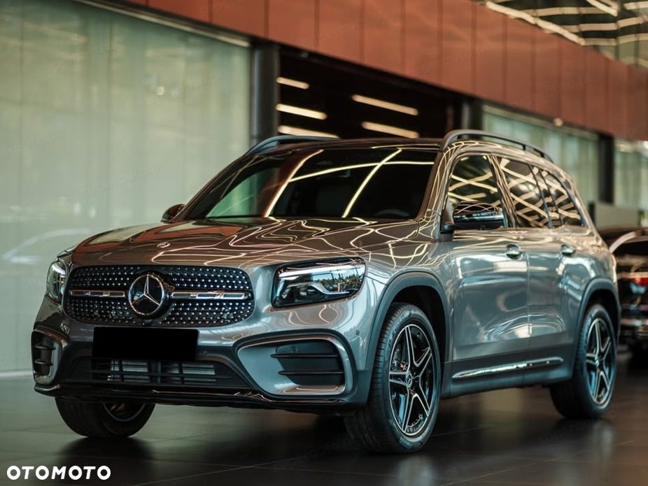 Mercedes-Benz GLB 200 AMG Line 7G-DCT - 2