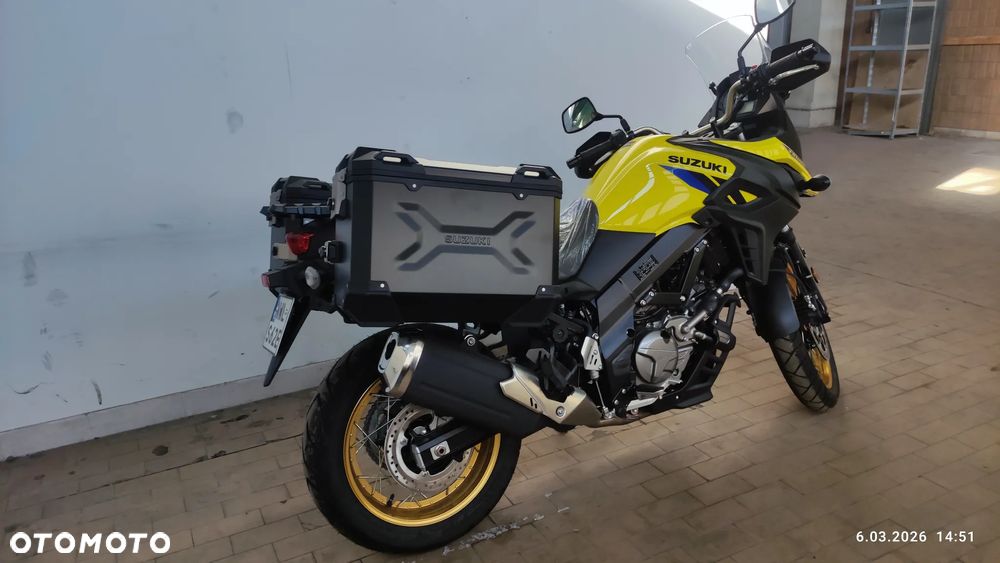 Suzuki DL - 12