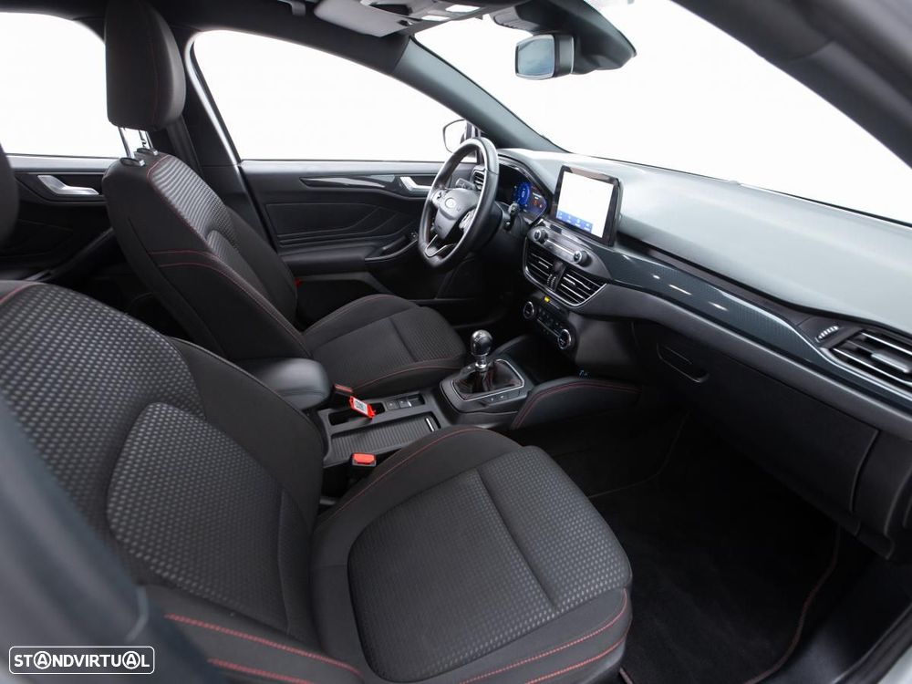 Ford Focus SW 1.5 TDCi EcoBlue ST-Line X - 9