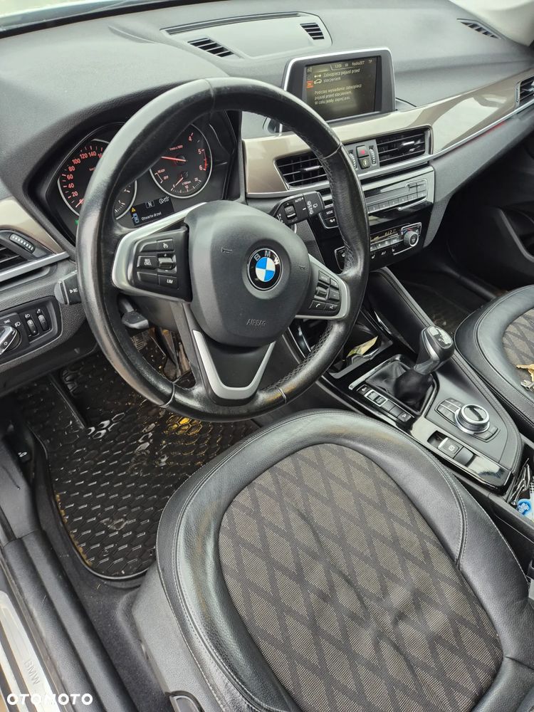 BMW X1 xDrive18d - 5