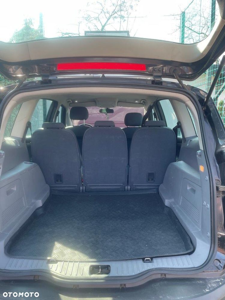 Ford S-Max 2.0 TDCi DPF Titanium - 14