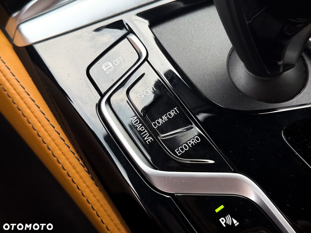 BMW Seria 5 540d xDrive mHEV Luxury Line - 25