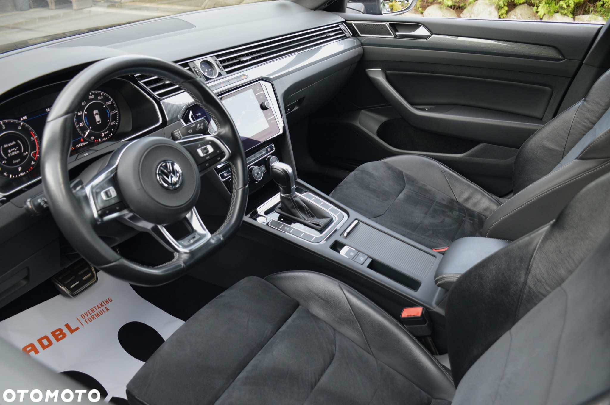 Volkswagen Arteon 2.0 TDI R-Line DSG - 18
