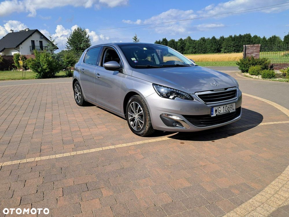 Peugeot 308 - 1