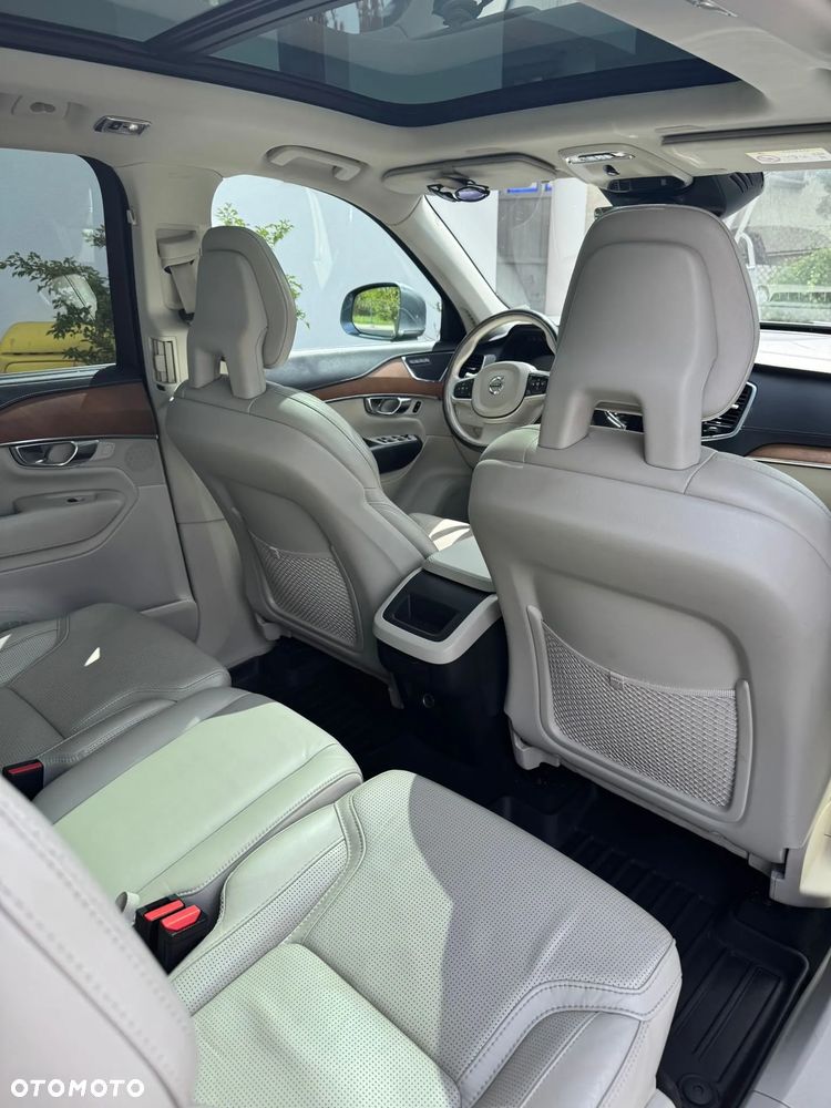 Volvo XC 90 D5 SCR AWD Inscription 7os - 9