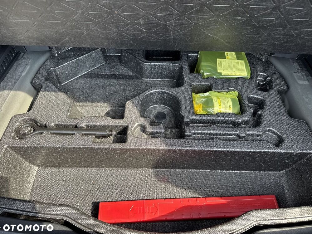 Toyota RAV4 - 29
