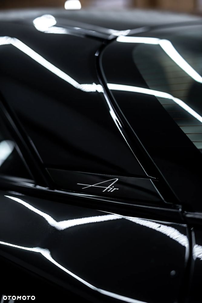 Lucid Air - 11