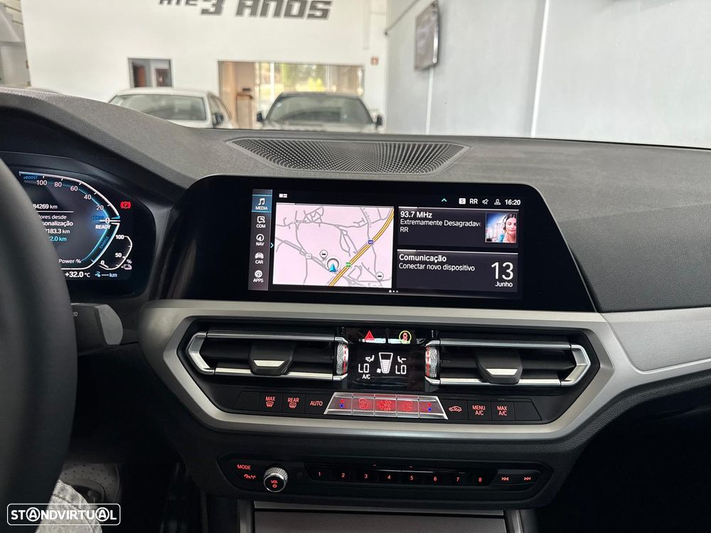 BMW 330 e Pack M Auto - 15