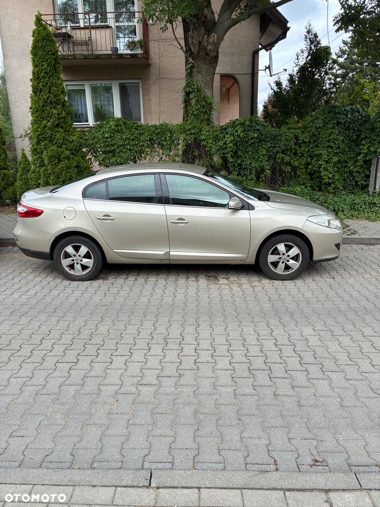 Renault Fluence 1.6 16V Expression - 6