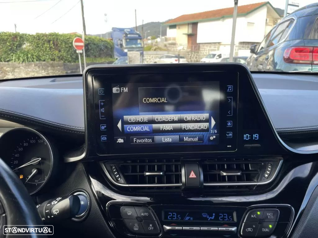 Toyota C-HR - 35