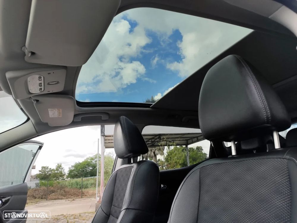 Nissan Qashqai 1.6 dCi ALL-MODE 4x4i TEKNA - 12