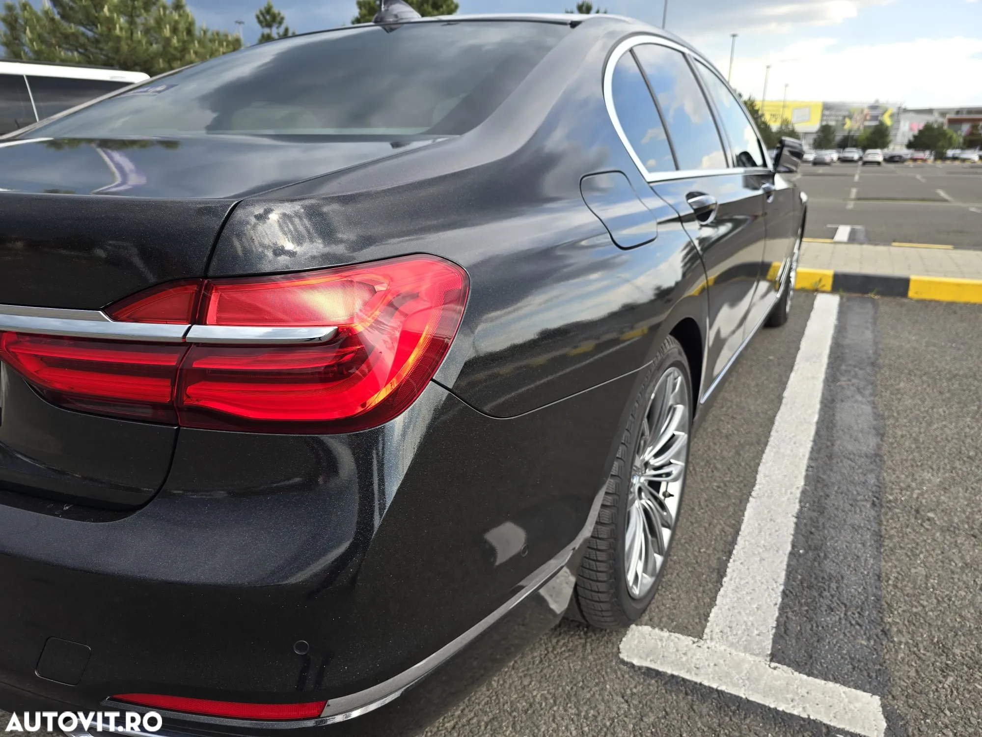 BMW Seria 7 730d xDrive - 5