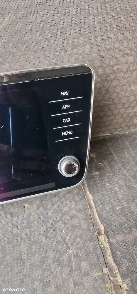 WYŚWIETLACZ EKRAN SKODA Superb III 3V0919605D - 3