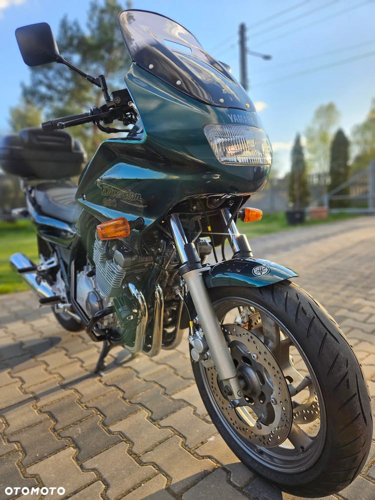 Yamaha XJ - 9
