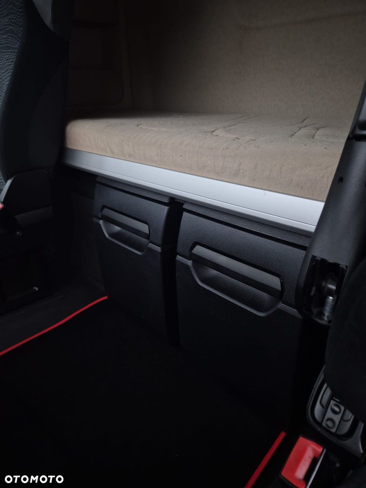 Mercedes-Benz 1845 - 25