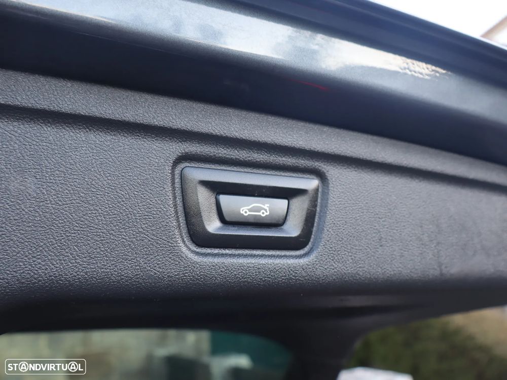 BMW 330 e Aut. M Sport - 50