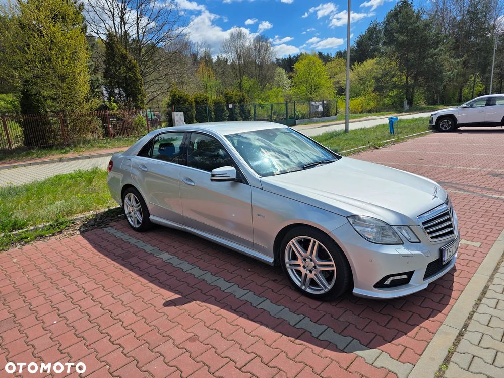 Mercedes-Benz Klasa E 250 CDI DPF BlueEFFICIENCY Avantgarde - 3
