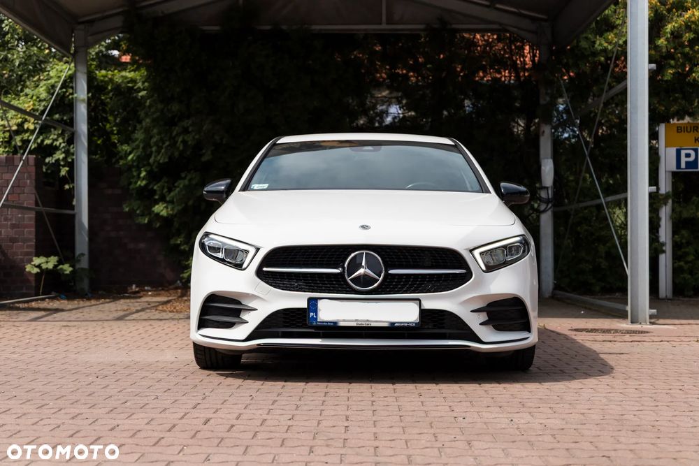 Mercedes-Benz Klasa A 180 Edycja specjalna 7G-DCT - 29