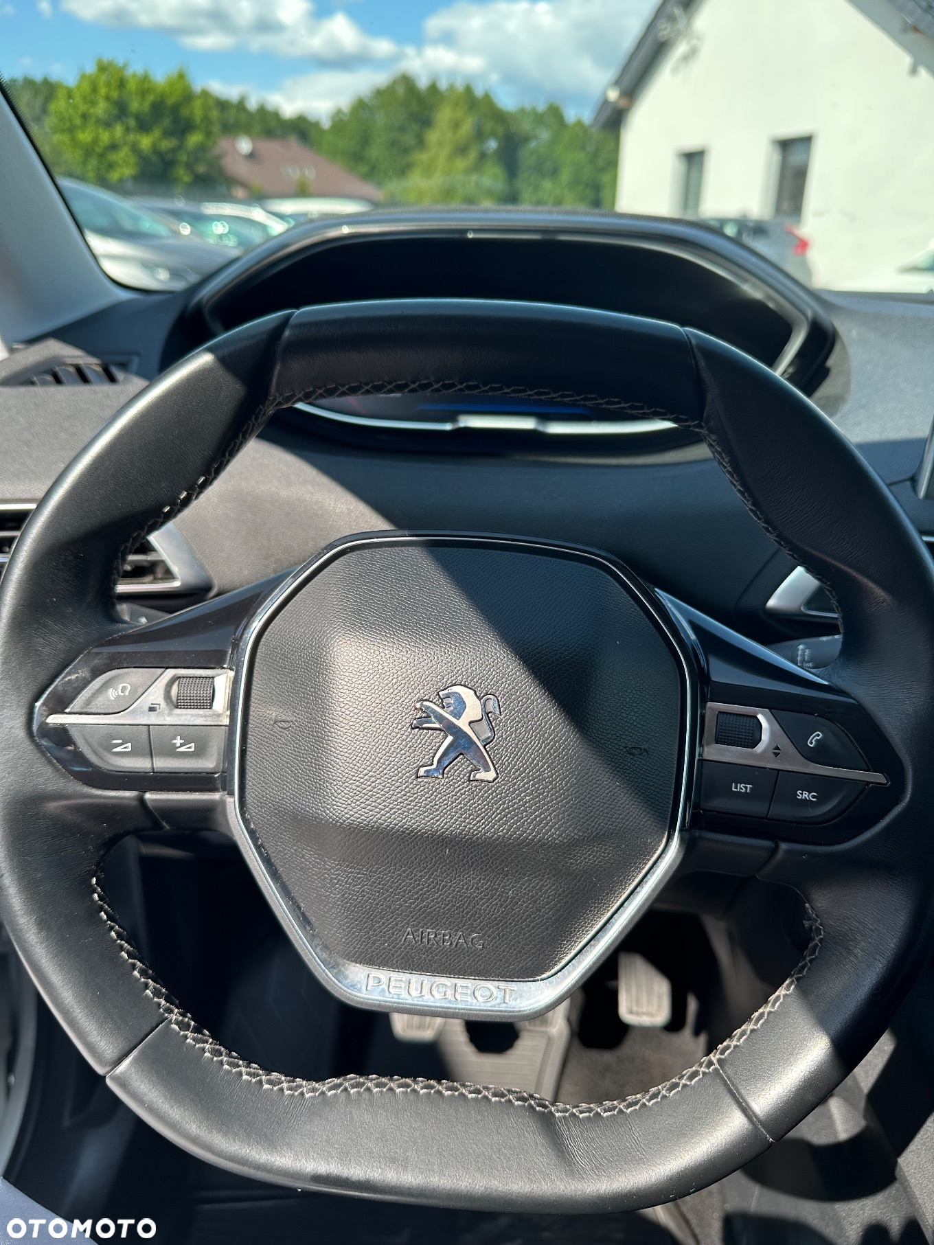 Peugeot 3008 1.6 BlueHDi Allure S&S - 20
