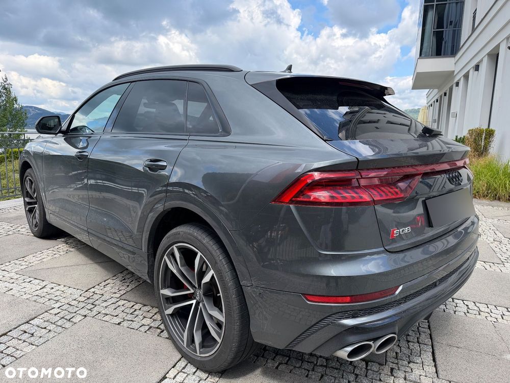 Audi SQ8 - 36