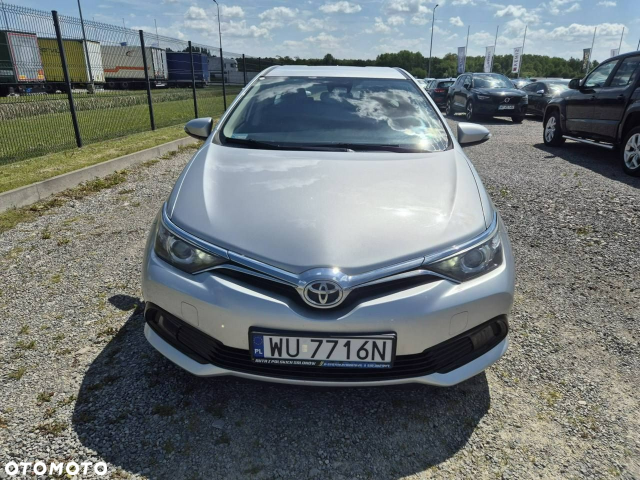 Toyota Auris - 2