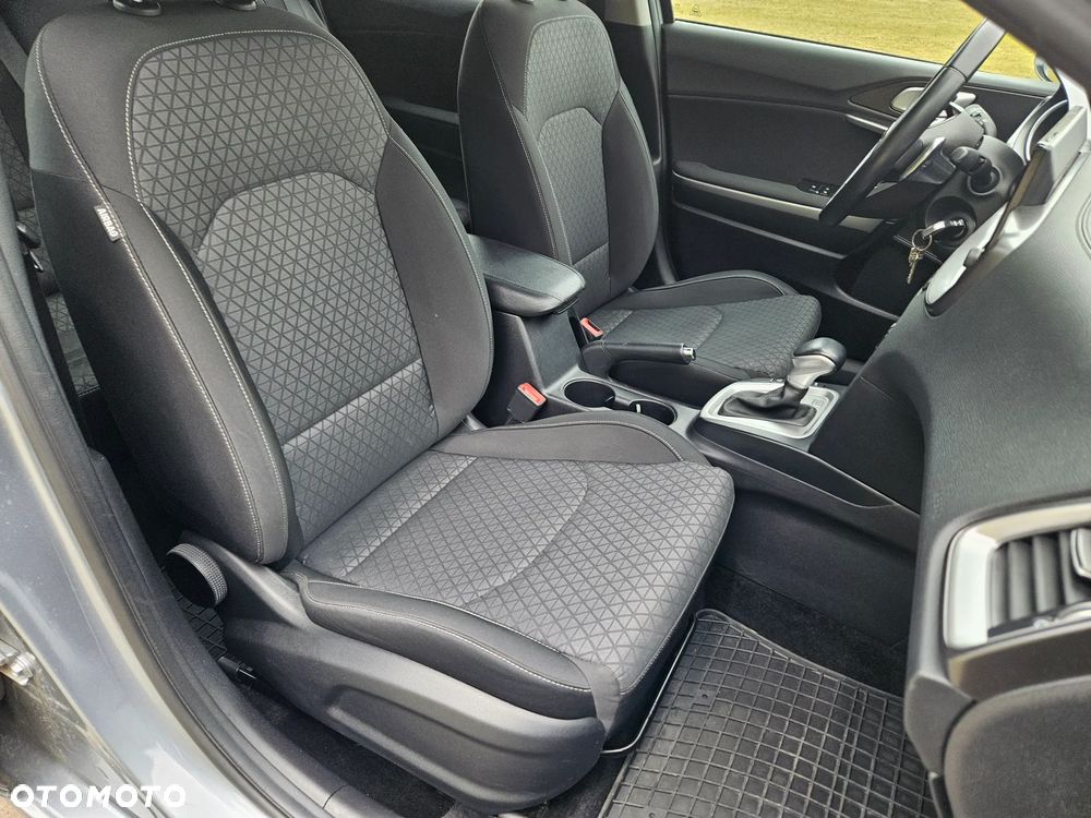 Kia Ceed 1.5 T-GDI MHEV L Business Line DCT - 16