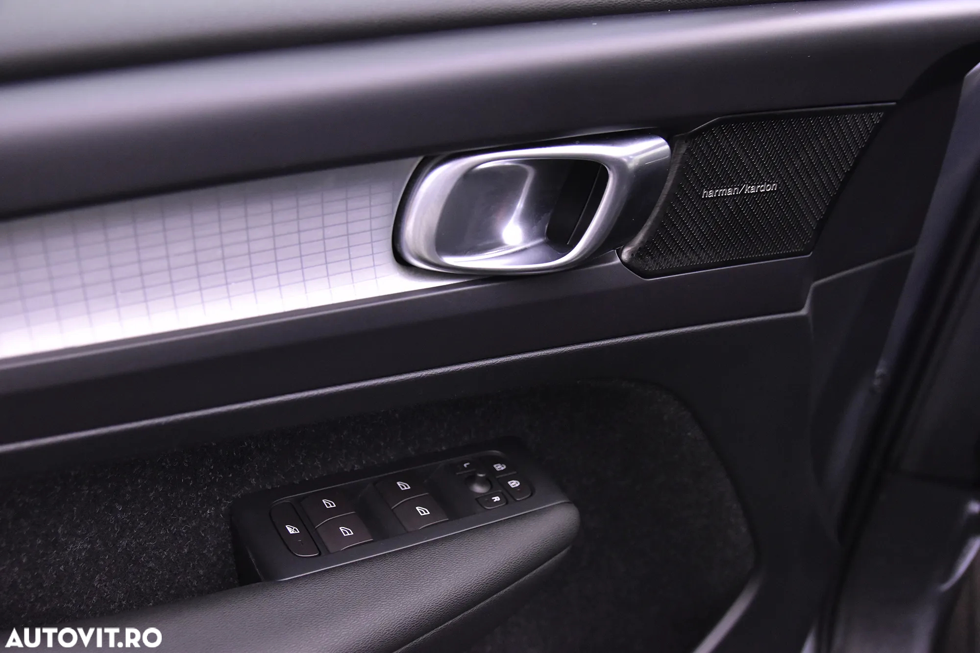 Volvo XC 40 - 14