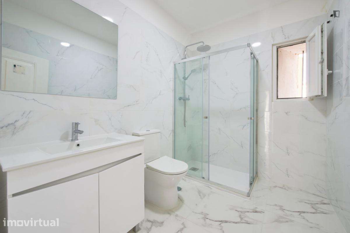 Quarto - localizado em Chiado Lisbon - Grande imagem: 4/35