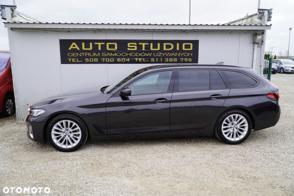 BMW Seria 5 520d Sport Line sport - 37