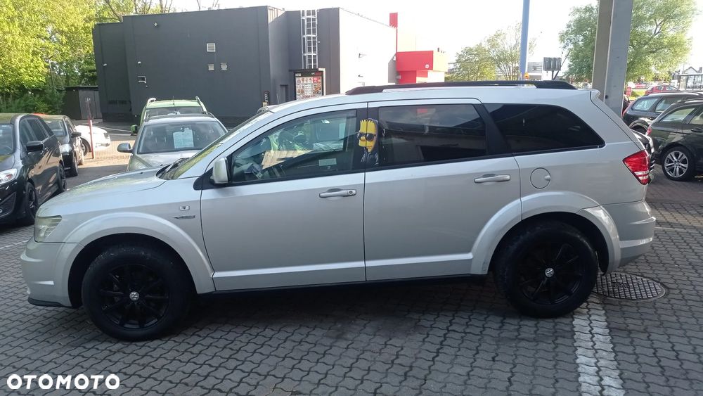 Dodge Journey 2.4 SXT - 9