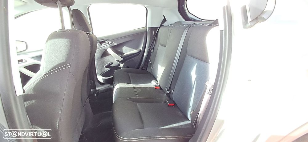 Peugeot 208 1.2 PureTech Active - 10