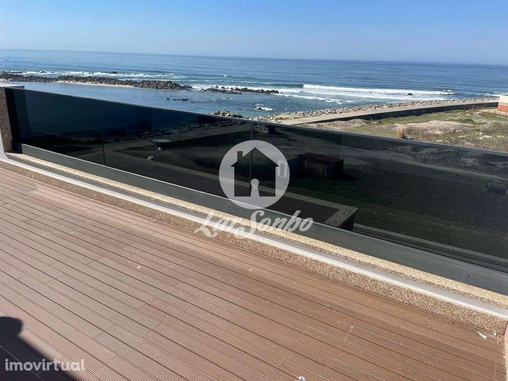 Apartamentos T2 NOVO na 1ª Linha de Mar em Vila do Conde!!! - Grande imagem: 2/17