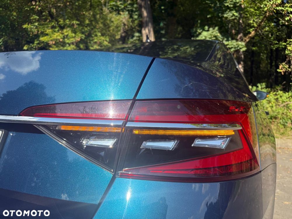 Skoda Superb 2.0 TSI Ambition DSG - 10