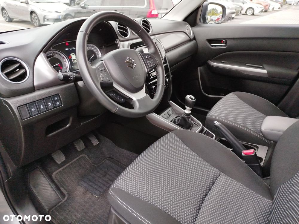 Suzuki Vitara - 10
