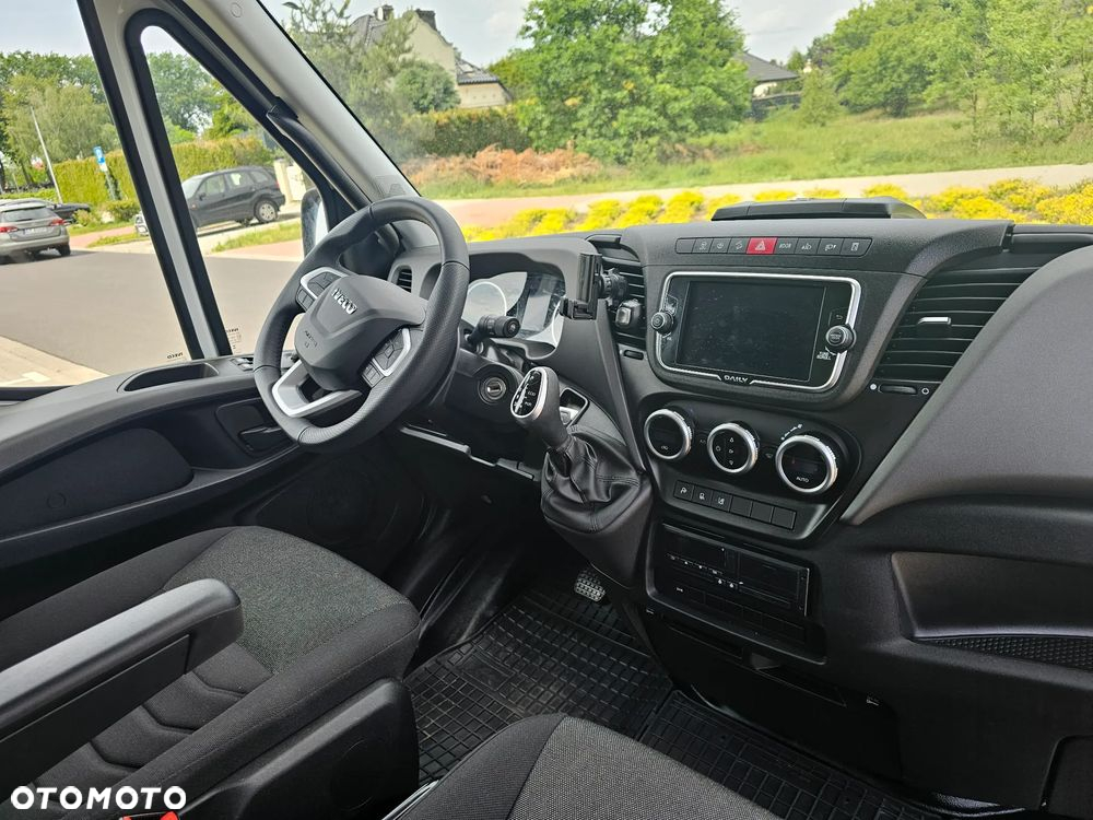 Iveco DAILY - 21