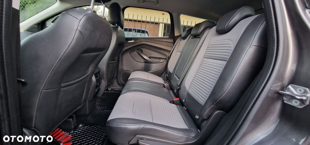 Ford Kuga 2.0 TDCi AWD Titanium - 16